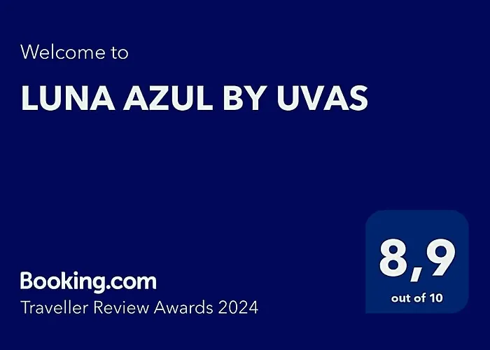 Luna Azul By Uvas